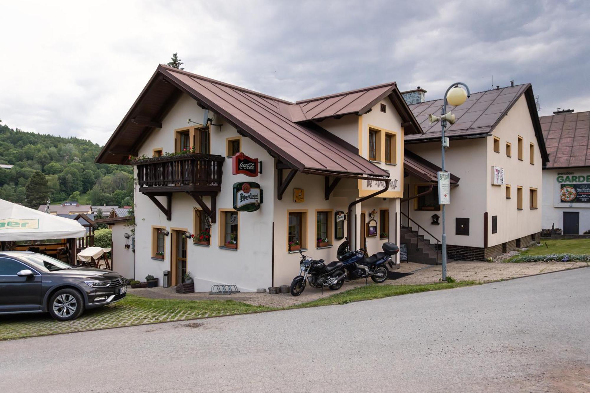 Pension Tibor A Luna Hotel Černý Dŭl Exterior photo